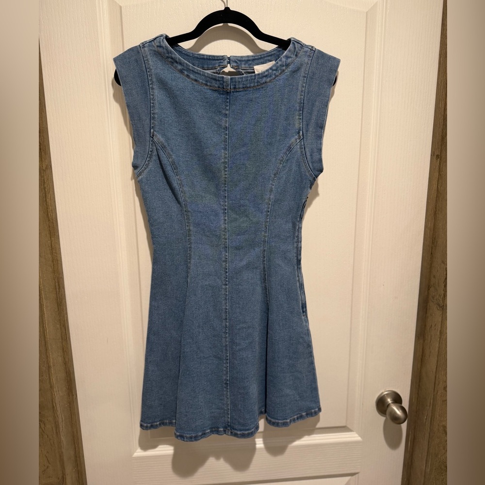 R.G. Kane Napa Dress EUC size small!